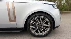 Land Rover Range Rover 4.4 P615 V8 SV 4dr Auto Petrol Estate